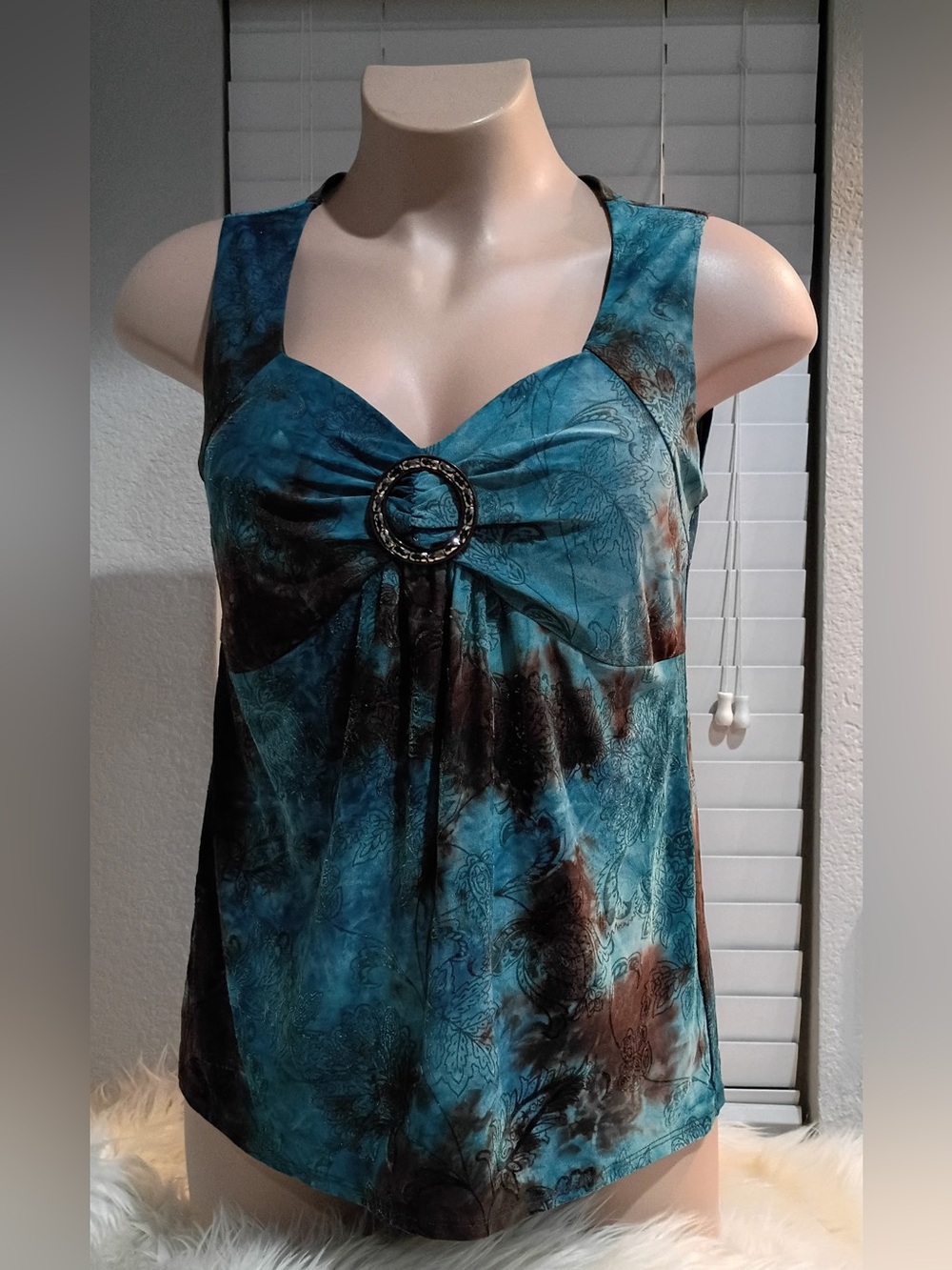 Dressbarn Women’s Large Sleeveless Top